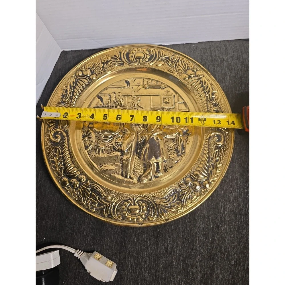 Vintage Embossed Brass Wall Hanging Plate 14 Inch Tavern Coaching Scene Plaque